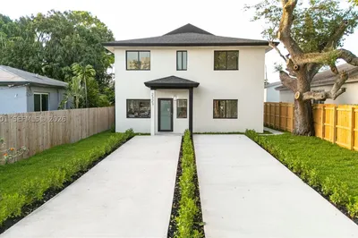 2323 NW 55th Ter 1