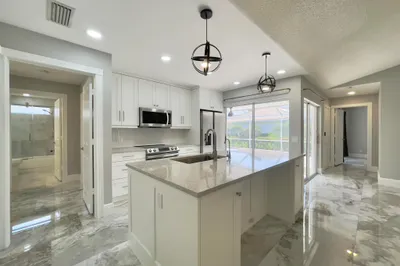 6503 Geminata Oak Court 1