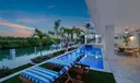 400 Palm Dr Photo