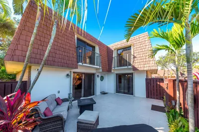 3050 SW Sunset Trace Circle #3050 1