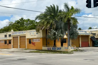 195 NW 71st St 1