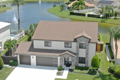3725 Cypress Lake Drive 1