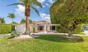 8801 Dickens Ave Photo