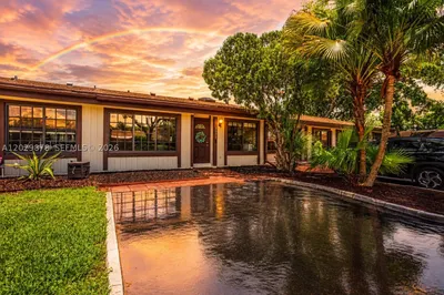 2321 Pine Needle Ct 1