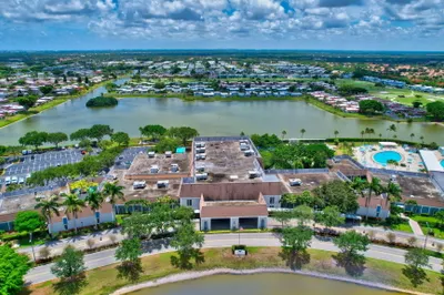 59-web-or-mls-Kings Point (18)