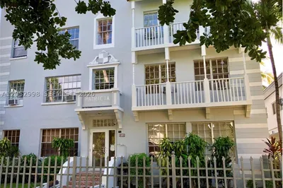 842 Meridian Ave #3D 1
