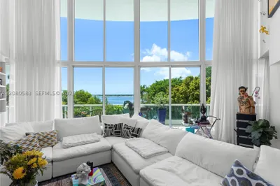 2127 Brickell Ave #503 1