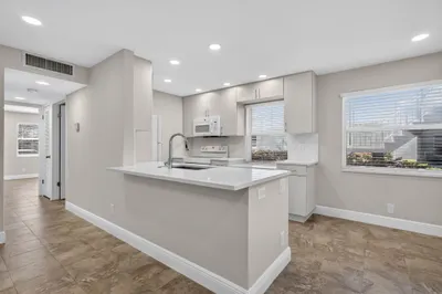 883 Normandy Trail 1