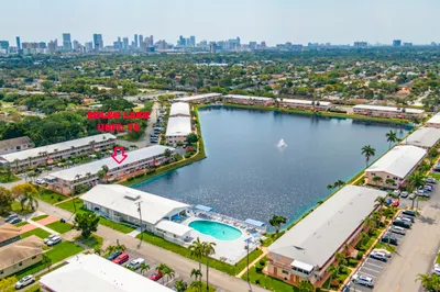 800 SW 10th Terrace #T-6 1