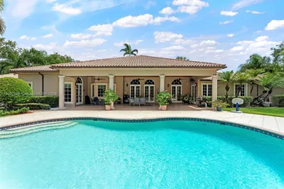 1190 S Alhambra Cir
