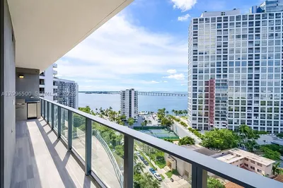 1451 Brickell Ave #1404 1