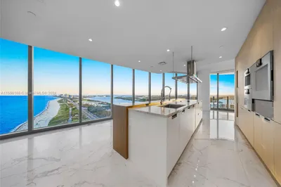 15701 Collins Ave #2205 1