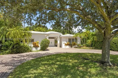 1325 Blue Rd 1