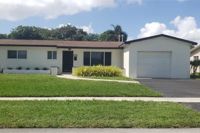 8320 NW 24th Ct 1