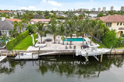 1091 Singer Drive 1