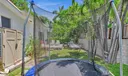 9524 Byron Ave Photo