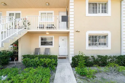 804 Palm Beach Trace Drive 1