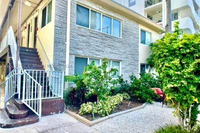 1242 Alton Rd #106 1