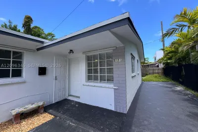 5151 N Miami Ave #5151 1