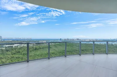 2411 Laguna Circle #3001 1