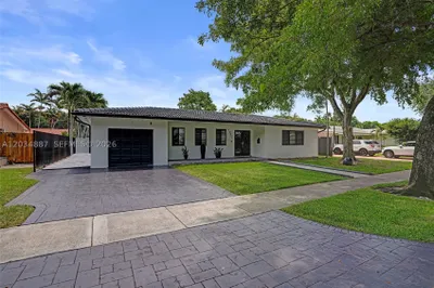 14021 Cypress Ct 1
