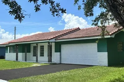 3633 NE 6th Drive 1