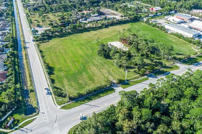 10 ACRES PRIME COMMERCIAL