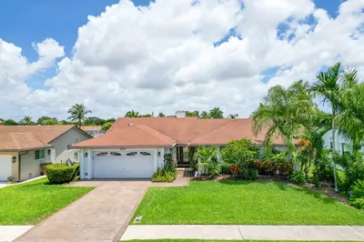 2705 SW 14th Court 1