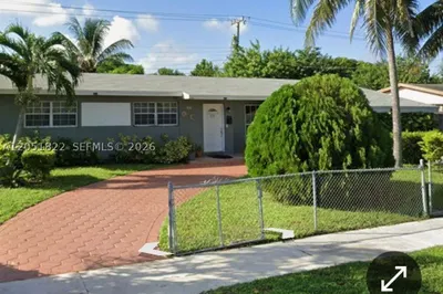 930 NW 180th Ter 1