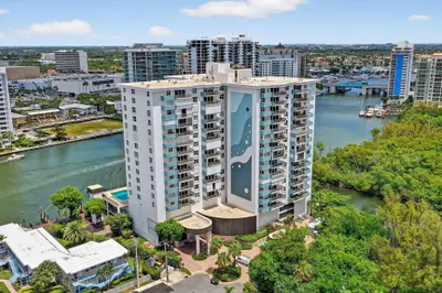 777 Bayshore Drive #701 1