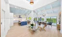 400 Palm Dr Photo