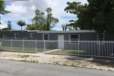 8298 NW 14th Pl 1