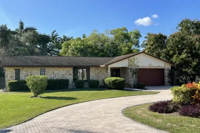 4700 SW 110th Ave 1