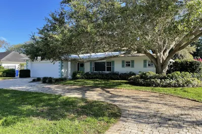 736 Iris Lane Front of Home