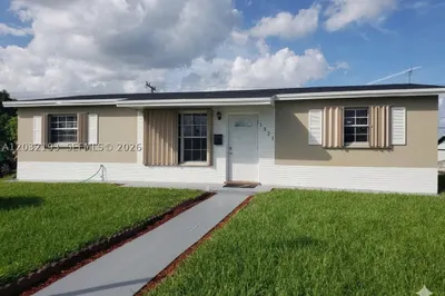 1321 NW 199th St 1
