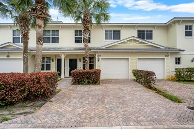 2545 Creekside Drive 1