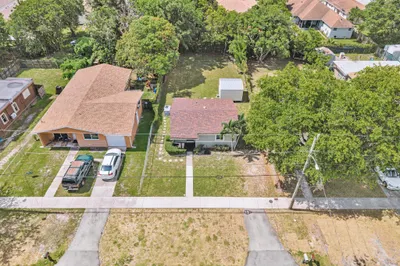 5026 SW 21st Street Sw 1