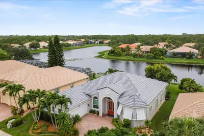 7017 SE Bay Hill Drive 1