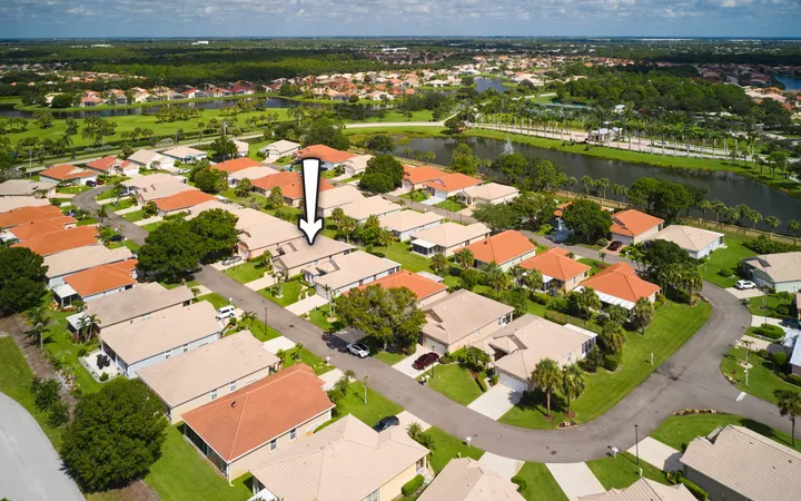 Just Listed | 907 NW Sarria Court