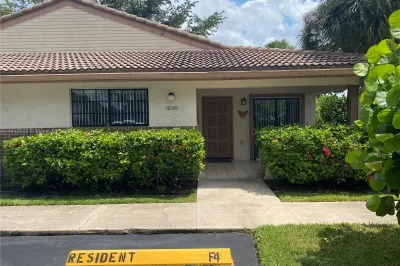 12030 Royal Palm Blvd #4-F 1