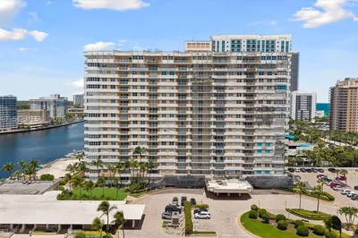 1965 S Ocean Dr #3L 1