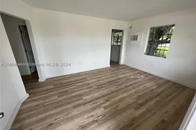 3331 NW 43rd Ter #3331 1