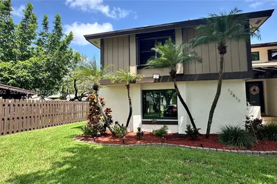 12817 SW 67th Ter 1