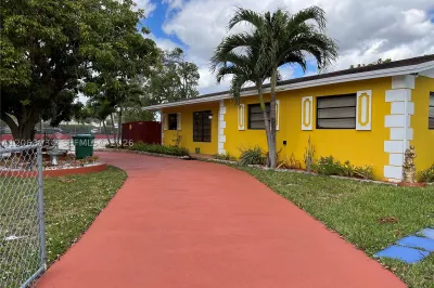 12135 SW 182nd Ter 1