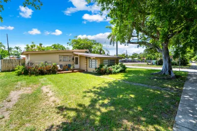 1300 S 20th Ave 1