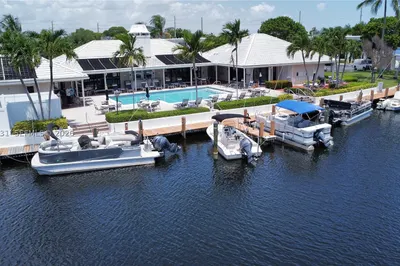 160 Cypress Club Dr #608 1