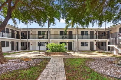 1181 NE 23RD Terrace #11 1