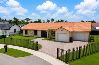 4332 SW 146th Ave 1