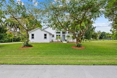 11620 NW 6th St 1