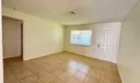 606 SW 5th Ave #606 Photo